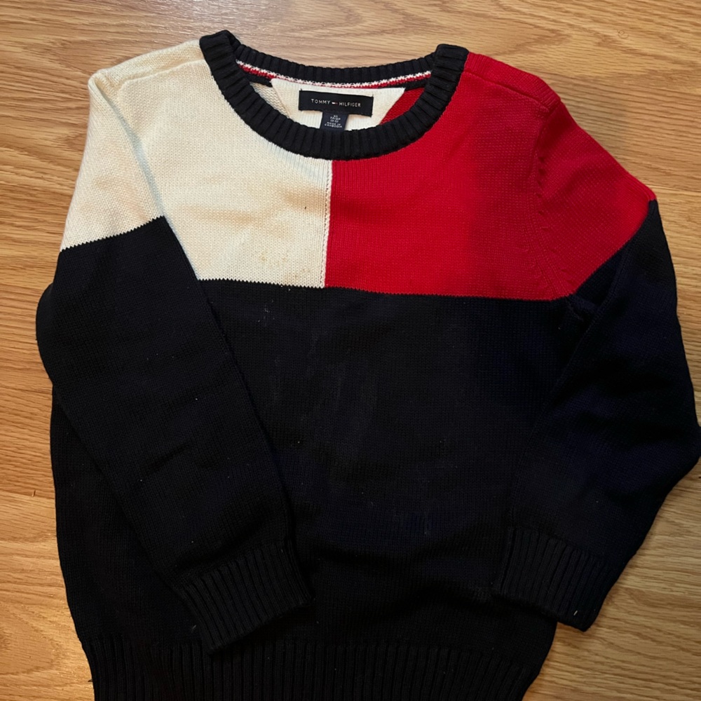 Tommy Hilfigure sweater